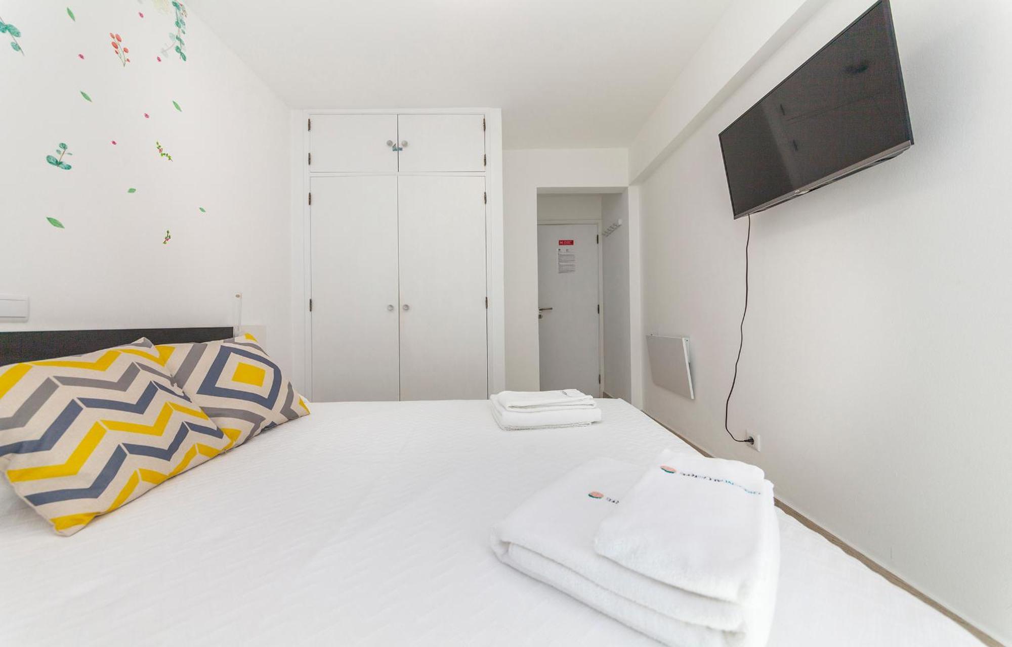 M - Martin & Tomas Guesthouse Lagos Room photo